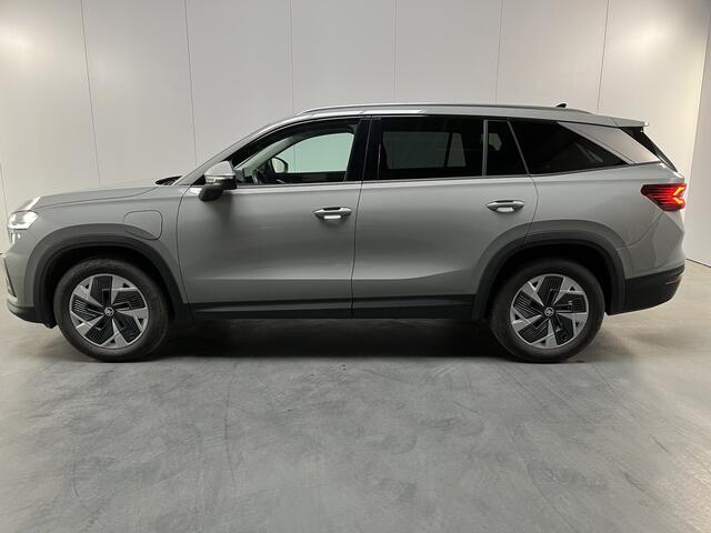 Skoda Kodiaq 1.5 TSI PHEV Selection / AUTOMAAT/ GARANTIE TM 01-2028/ TREKHAAK/ PARK.SENSOR.V+A/ CAMERA/ STUUR+STOELVERWARM.V+A/ MEMORY SEAT/ DODEHOEK/ ACC/ ELEK.ACHTERKLEP/ SMARTLINK/ HEAD-UP/ RIJ-MODI/ NAVI/ DAB/ 18'' LMV