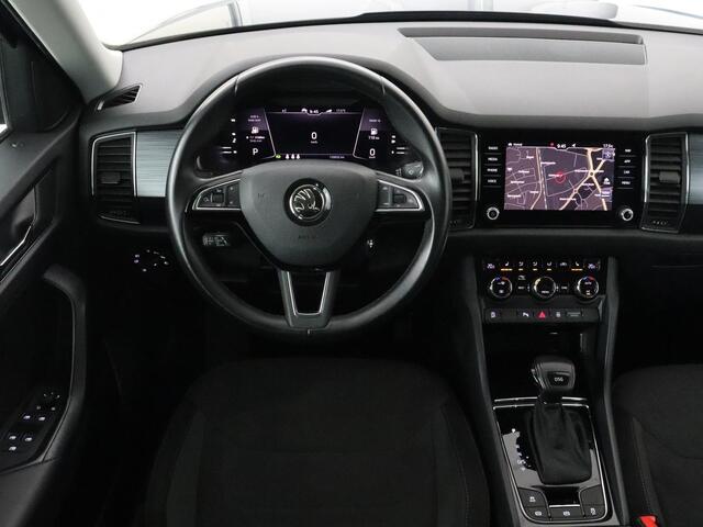 Skoda Kodiaq 1.5 TSI Style 7-Persoons | Stoelverwarming | Trekhaak | Adaptive cruise | Virtual Cockpit | Carplay | Camera | Navigatie | Keyless | Full LED | Climate control | Parkeerhulp