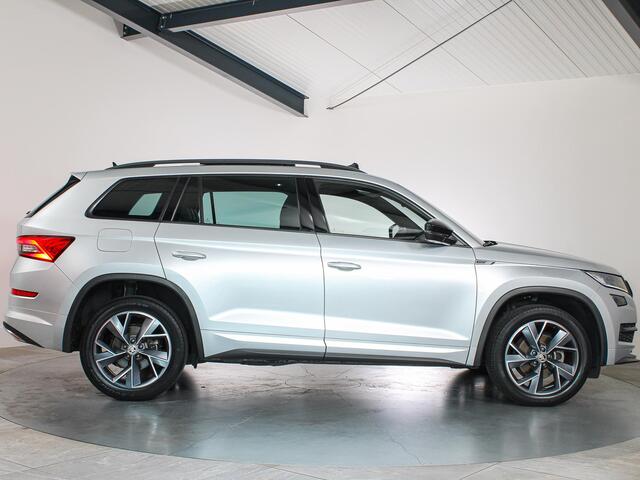 Skoda Kodiaq 1.5 TSI Sportline Business 7-Persoons Panoramadak, Sportstoelen, Memory, Camera, ACC, Canton