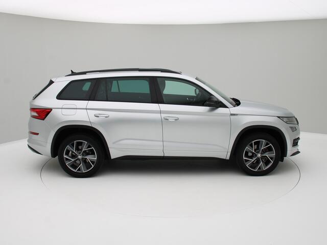 Skoda Kodiaq 1.5 TSI Sportline Business 7p. Pano, Trekhaak, Canton, Camera