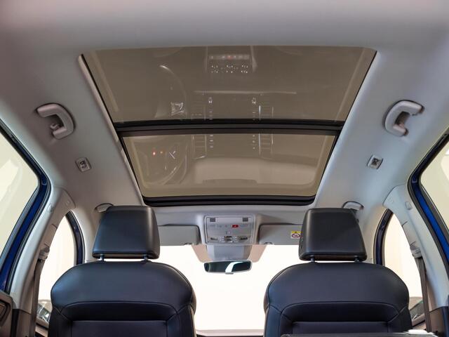 Skoda Kodiaq 1.5 TSI Limited Business Edition 7p. / 150pk / Panorama dak / Achteruitrij camera / Canton / Stoelverwarming /
