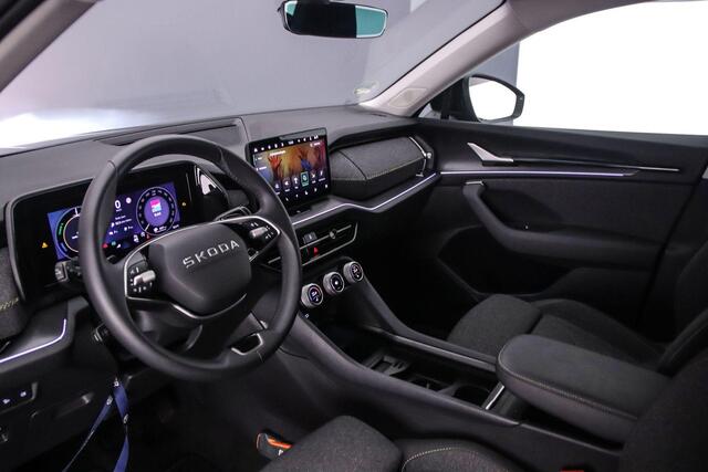 Skoda Kodiaq Tour Edition 1.5 TSI PHEV 204pk DSG Automaat Trekhaak, Adaptive cruise control, Achteruitrijcamera, Parkeersensoren, LED koplampen, App connect, Stoelverwarming