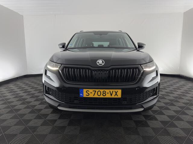 Skoda Kodiaq 1.5 TSI Business Edition (INCL.BTW) *LEATHER-FABRIC | FULL-LED | DIGI-COCKPIT | CAMERA | KEYLESS | DAB+ | NAVI-FULLMAP | SPORT-SEATS | PRIVACY-GLASS | ECC | PDC | CRUISE | 20''ALU | TOWBAR*