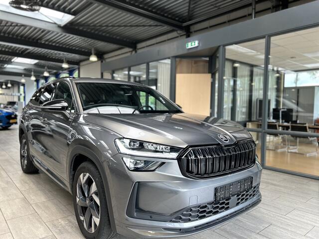Skoda Kodiaq 1.5 TSI PHEV 204 pk Sportline | Stoelverw. | Stuurverw. | El. a. klep | El. verst. stoel + geh. | LED | 19" | Keyles entry |