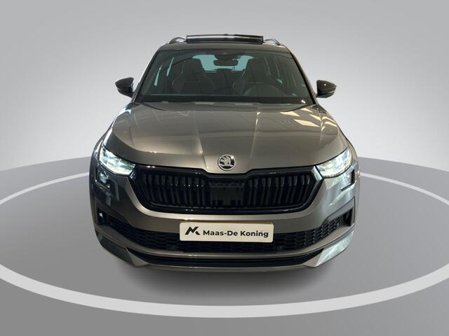 Skoda Kodiaq 1.5TSI/150PK Sportline DSG · Panoramadak · 20"LM · Apple/Android · Trekhaak · Garantie t/m 12-08-2026 of 100000km.