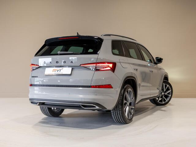 Skoda Kodiaq 1.5 TSI Sportline Business / 150pk / Trekhaak / Panorama dak / Achteruitrij camera /