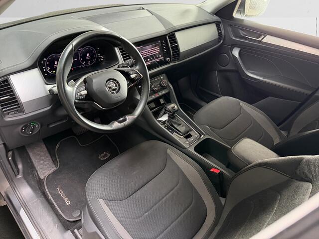 Skoda Kodiaq 1.5 TSI Business Aut- Camera, Virtual Cockpit, Carplay, Android Auto, Stoelverwarming, Sfeerverlichting