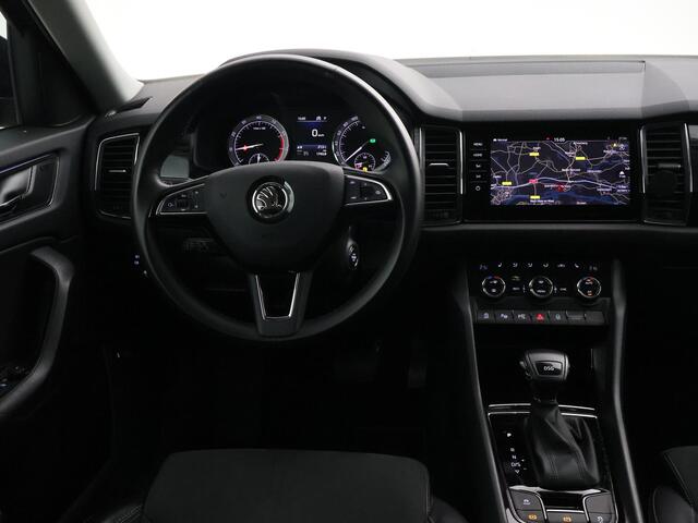 Skoda Kodiaq 1.5 TSI DSG 7-PERS. + TREKHAAK | 360 CAMERA | ALL BLACK | PANORAMA | STOELVERW. V+A