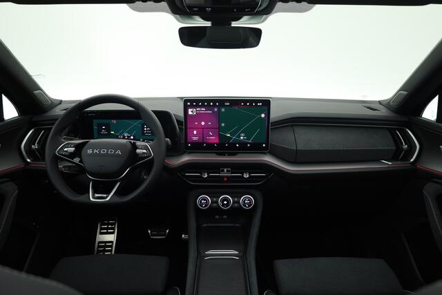 Skoda Kodiaq 1.5 TSI PHEV Sportline Business | UIT VOORRAAD LEVERBAAR | Pano | Elek. Trekhaak | Memory Seat | Stoel-Stuurverw. | Keyless | Adapt. Cruise | Apple CarPlay