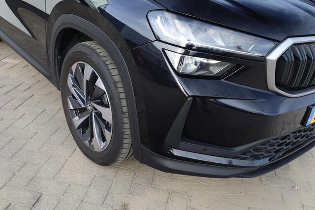 Skoda Kodiaq 1.5 TSI MHEV Business Edition 7p. 150PK / 110kW 7 zits panoramadak wegklapbare trekhaak 19" LMV camera side assist chrome dakrailing multifunctioneel lederen stuurwiel stoelverwarming keyless go privacy glas spiegels elektrich inklapbaar virtual cockpit
