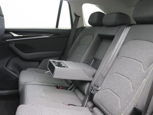 Skoda Kodiaq 1.5 TSI PHEV Business Edition Plus 204PK DSG Pano-Schuifdak, Trekhaak, Keyless, Matrix-Led verlichting, Stoelverwarming, Memorystoel, 19" LM Velgen