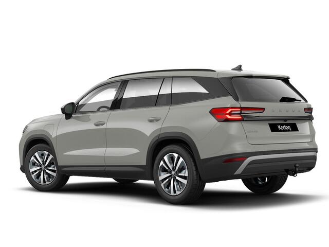 Skoda Kodiaq 1.5 TSI PHEV Edition 204 pk 6 versn. DSG | Sunset | Trekhaak | Panorama Dak | 18" lichtmetalen velgen Soira aero, zilver