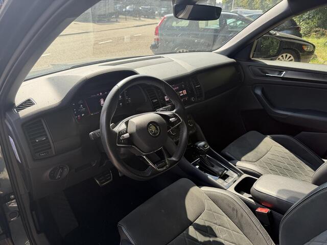 Skoda Kodiaq 1.5 TSI Sportline 7p GARANTIE TOT 06-2031* . PANORAMA-DAK . STUUR & STOEL VERWARMING . ADAPTIEVE CRUISE CONTROL .