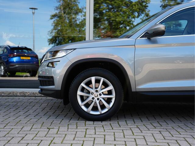Skoda Kodiaq 1.5 TSI Business Edition | Elektrisch glazen panorama-dak | Trekhaak | Draadloze Telefoonlader |