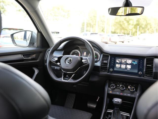 Skoda Kodiaq 1.5 TSI Business Edition | Elektrisch glazen panorama-dak | Trekhaak | Draadloze Telefoonlader |