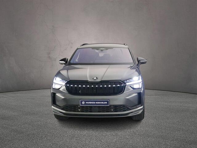 Skoda Kodiaq 1.5 TSI PHEV Sportline Business 204pk DSG Automaat, Adaptive cruise control, Verwarmde voorruit, Stoelverwarming, Stuurverwarming, Achteruitrijcamera, Matrix LED koplampen, Parkeersensoren