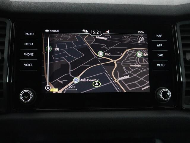 Skoda Kodiaq 1.5 TSI Sportline Business | Leder/alcantara | Memory | Stuur/stoelverwarming | Carplay | Sfeerverlichting | Camera | Park assist | Climate control |