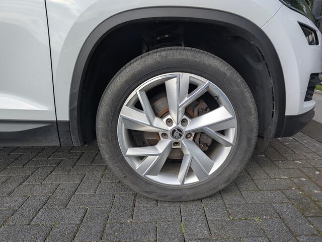Skoda Kodiaq 1.5 TSI | 150PK | Elek. Trekhaak | Pano | LED | Climate | ACC | 7 zitter | Stoelverw. | PDC | App conn.|