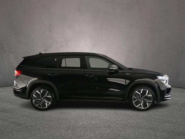 Skoda Kodiaq 1.5 TSI PHEV Sportline Business 204pk DSG Automaat, Trekhaak, Panoramadak, Stoelverwarming, Stuurverwarming, Achteruitrijcamera, Matrix LED koplampen, Elektrische achterklep, Parkeersensoren, Navigatie, App-connect