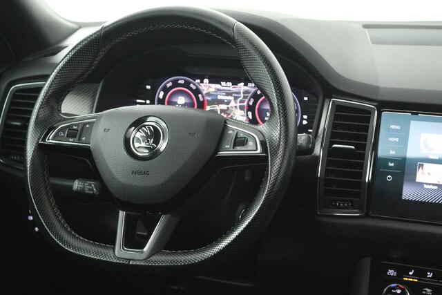 Skoda Kodiaq 1.5 TSI Sportline Business 7p. (DIGITALE COCKPIT, PANORAMADAK, TREKHAAK, STOELVERWARMING, CAMERA)