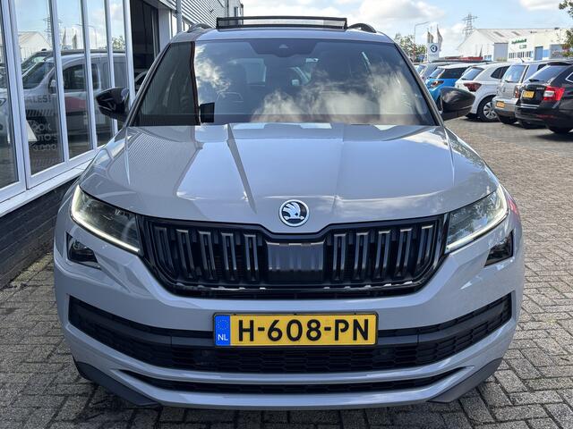Skoda Kodiaq 1.5 TSI Sportline Business 7p. | Trekhaak | Pano | Sfeerverlichting | Apple Carplay | Stoelverwarming