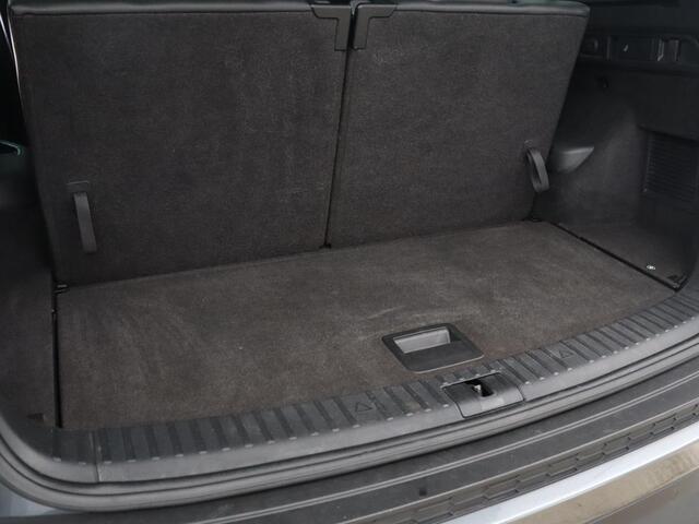 Skoda Kodiaq 1.5 TSI Limited Business Edition 7p. | Trekhaak | Pano.Dak | Camera | Sfeerverlichting | Stoelverwarming | LED | 7 Persoons