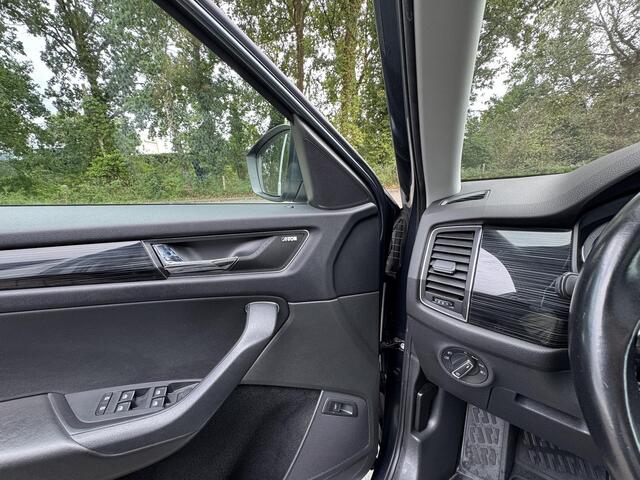 Skoda Kodiaq 2.0 TSI 4x4 Style Business trekhaak, 2200kg trekvermogen, Adaptieve Cr.control, Panoramadak, Stoel+Voorruitverwarming, Canton Audiosysteem