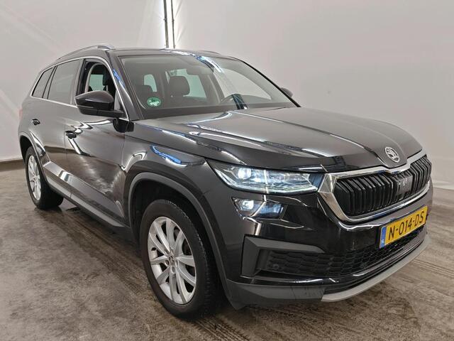 Skoda Kodiaq 1.5 TSI Business Edition 7p 1e Eigenaar | Volledig Onderh | NL-Auto | BTW | Elek Trekhaak | Camera | Navi | Climate | Carplay | Keyless | PDC