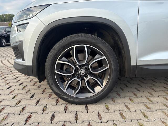 Skoda Kodiaq 2.0 TDI DSG STYLE 4X4 PANO-DAK/TREKHAAK/CAMERA/CRUISE/MEM/STOELVERW