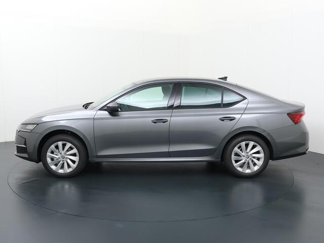 Skoda OCTAVIA First Edition 1.5 TSI m-HEV 85 kW / 115 pk Hatchba ck 7 versn. DSG
