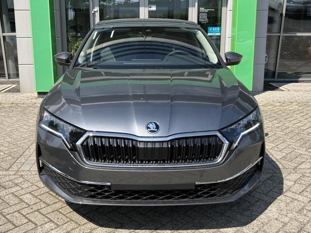 Skoda OCTAVIA First Edition 1.5 TSI m-HEV 85 kW / 115 pk Hatchba ck 7 versn. DSG