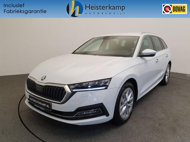 Skoda OCTAVIA Combi 1.4 TSI 204pk DSG/AUT iV PHEV Business Edition Wegklapbare trekhaak, Camera