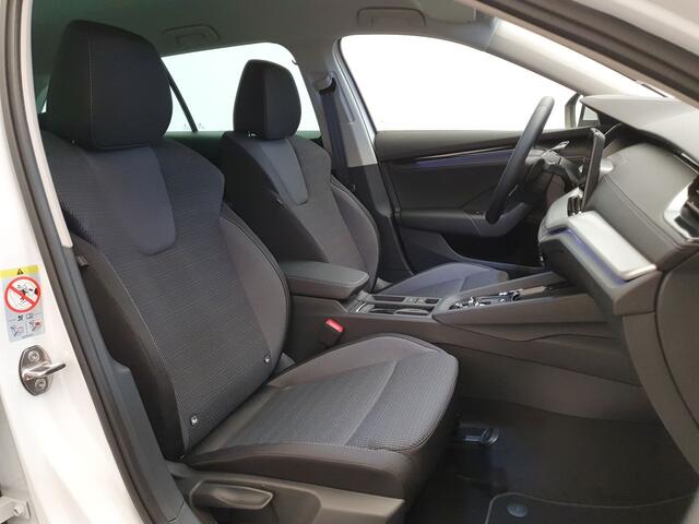 Skoda OCTAVIA Combi 1.4 TSI 204pk DSG/AUT iV PHEV Business Edition Wegklapbare trekhaak, Camera