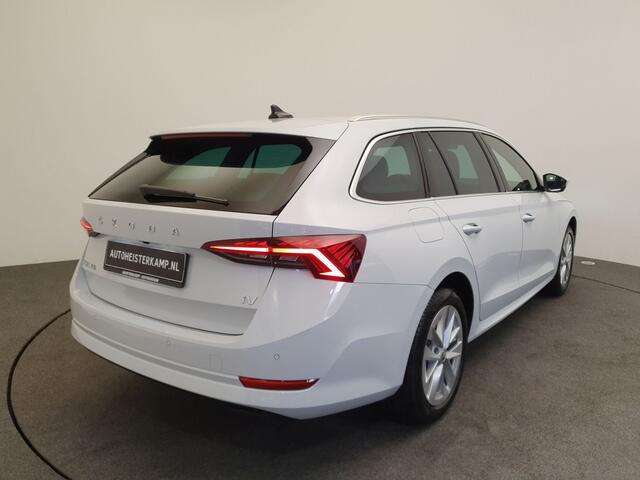 Skoda OCTAVIA Combi 1.4 TSI 204pk DSG/AUT iV PHEV Business Edition Wegklapbare trekhaak, Camera
