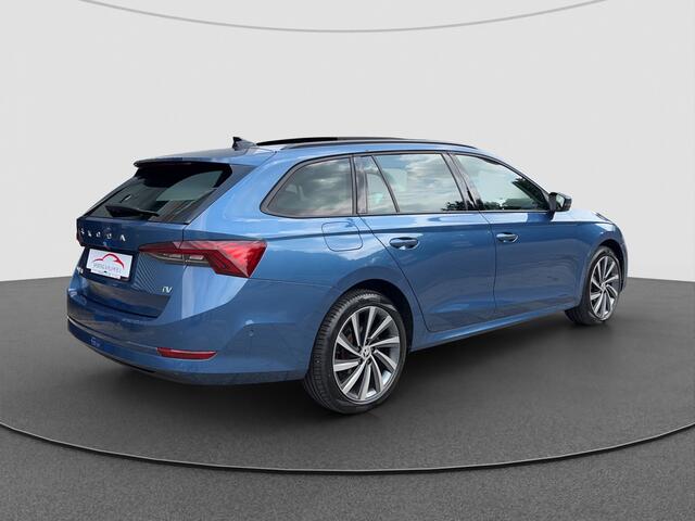 Skoda OCTAVIA Combi 1.4 TSI iV PHEV 204 PK | Panorama | Keyless | Memory stoel