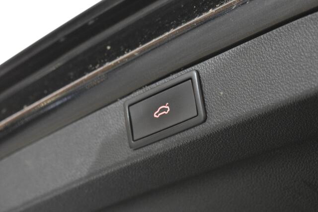 Skoda OCTAVIA 1.4 TSI iV PHEV 204PK Camera Dodeh det EL aKlep Head-Up Winterpack Keyless Business Edition