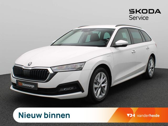 Skoda OCTAVIA Combi 1.4 TSI iV PHEV Business Edition 204PK DSG Trekhaak, park distance control, adaptive cruise, keyless, 17'' lichtmetaal