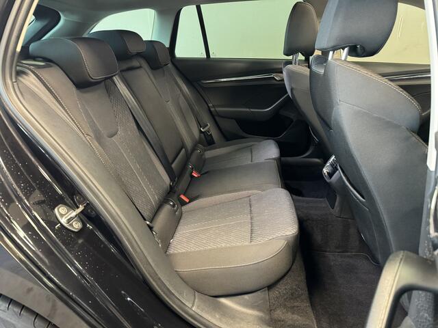 Skoda OCTAVIA Combi 1.4 TSI iV PHEV Panoramadak/SmartLink/ElekStoelen