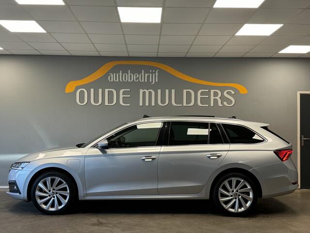 Skoda OCTAVIA Combi 1.4 TSI iV PHEV Style Panoramadak/HeadUpDisplay/SideAssist