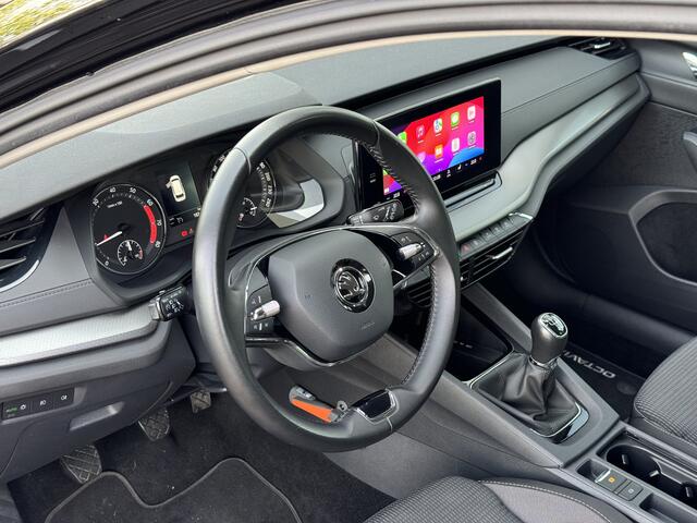 Skoda OCTAVIA Combi 1.5 e-TSI Business Edition | Trekhaak | Apple CarPlay