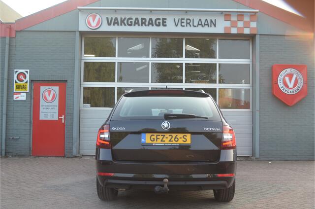Skoda OCTAVIA sta. 1.5 TSI Style AUTOMAAT trekhaak 12 mnd. gar.