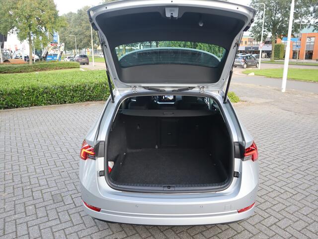 Skoda OCTAVIA Combi 1.0 TSI Business Edition Plus