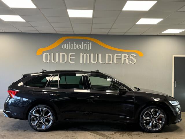 Skoda OCTAVIA Combi 1.4 TSI RS iV PHEV Panoramadak/Massagestoel/CrystalLight