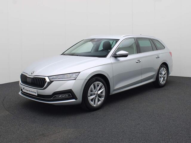 Skoda OCTAVIA Combi 1.5TSIe/150PK Style DSG · Navigatie · Parkeersensoren + Camera · Stoelverwarming · Garantie tot 01-03-2026
