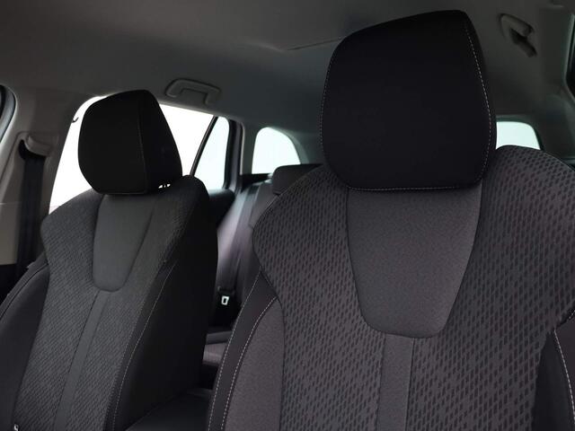 Skoda OCTAVIA Combi 1.5TSIe/150PK Style DSG · Navigatie · Parkeersensoren + Camera · Stoelverwarming · Garantie tot 01-03-2026