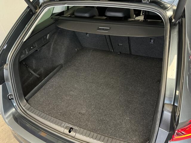 Skoda OCTAVIA Combi 1.4 TSI iV Panoramdak/Camera/MemoryStoelen