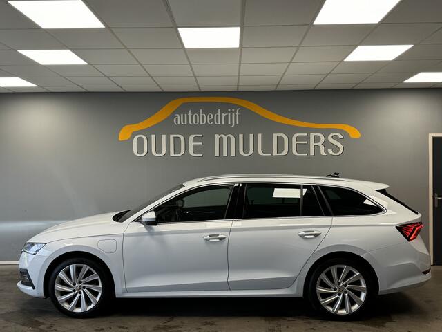 Skoda OCTAVIA Combi 1.4 TSI iV Style Cruise/MemoryStoelen/SmartLink