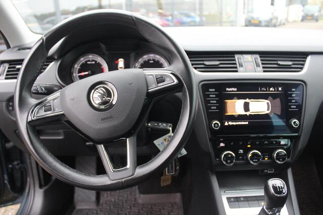 Skoda OCTAVIA Combi 1.0 TSI Greentech Business Edition
