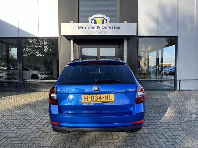 Skoda OCTAVIA Combi 1.5 TSI Greentech Sport Business Airco ECC | Virtual | Adaptive Cruise | Panorama | Trekhaak | Camera | Stoelverwarming | Apple Carplay Android Auto | Isofix | NAP |