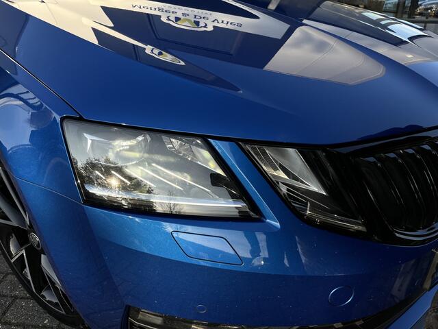 Skoda OCTAVIA Combi 1.5 TSI Greentech Sport Business Airco ECC | Virtual | Adaptive Cruise | Panorama | Trekhaak | Camera | Stoelverwarming | Apple Carplay Android Auto | Isofix | NAP |